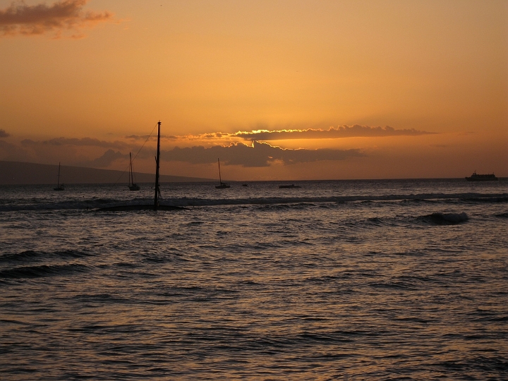 03 Sunset in Lahaina.jpg